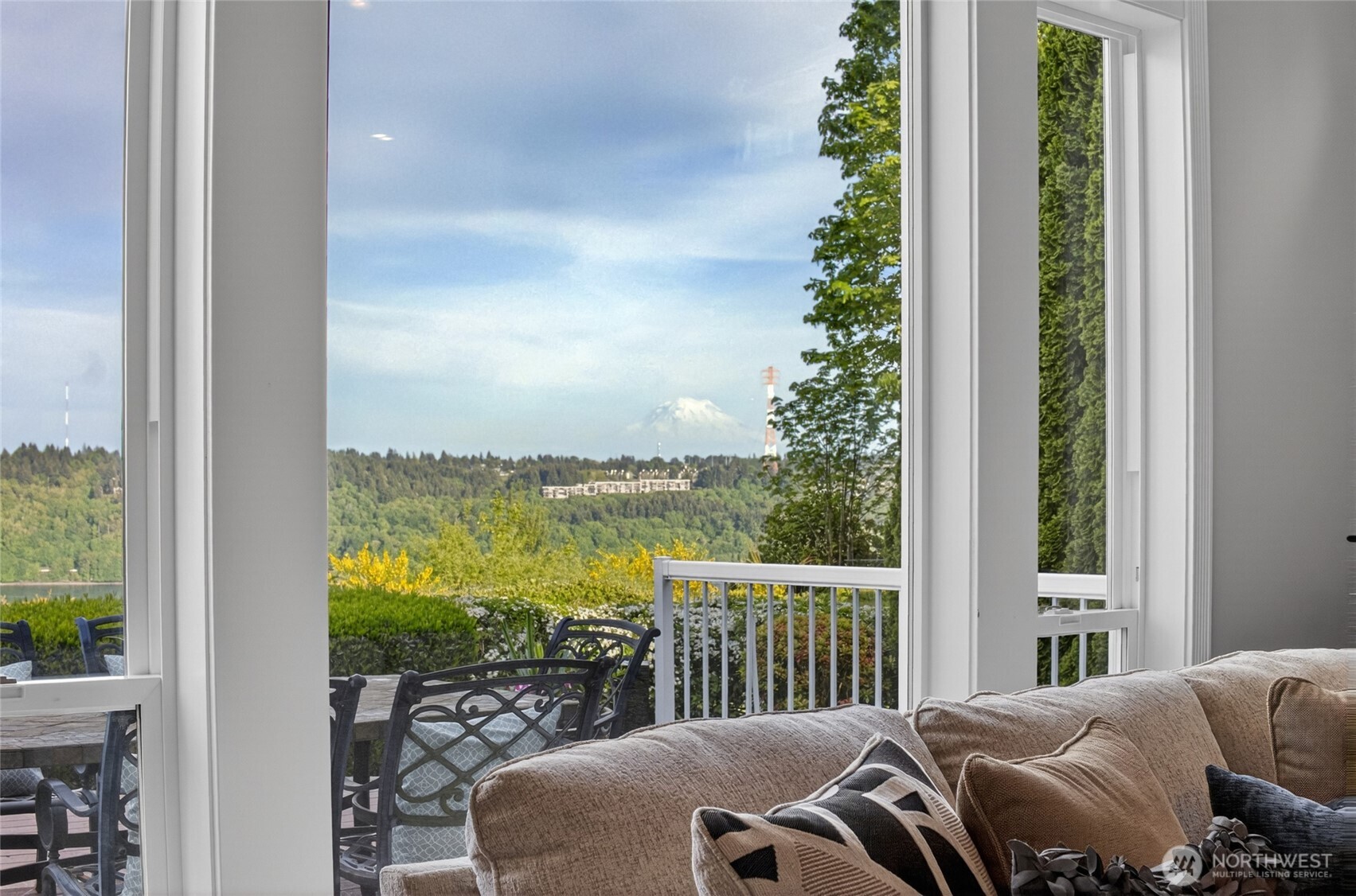3205 9th Avenue Ct NW , Gig Harbor, WA 98335