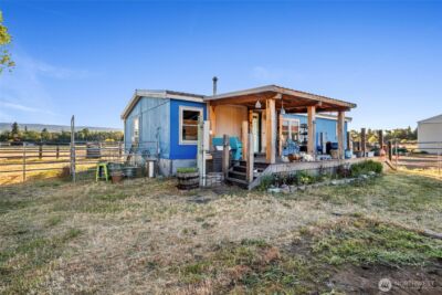 12290 Washington Highway 10 , Ellensburg, WA 98926 - Photo 2