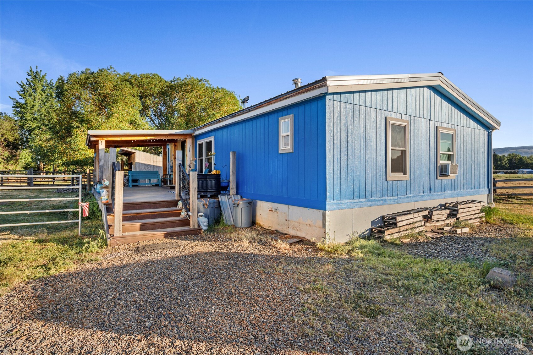 12290 Washington Highway 10 , Ellensburg, WA 98926