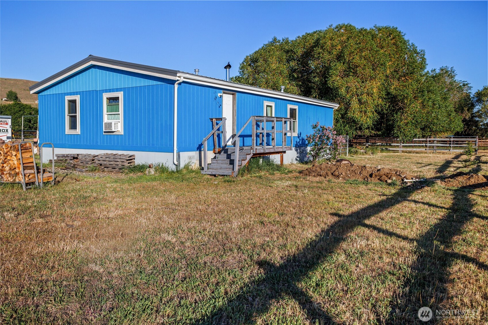 12290 Washington Highway 10 , Ellensburg, WA 98926