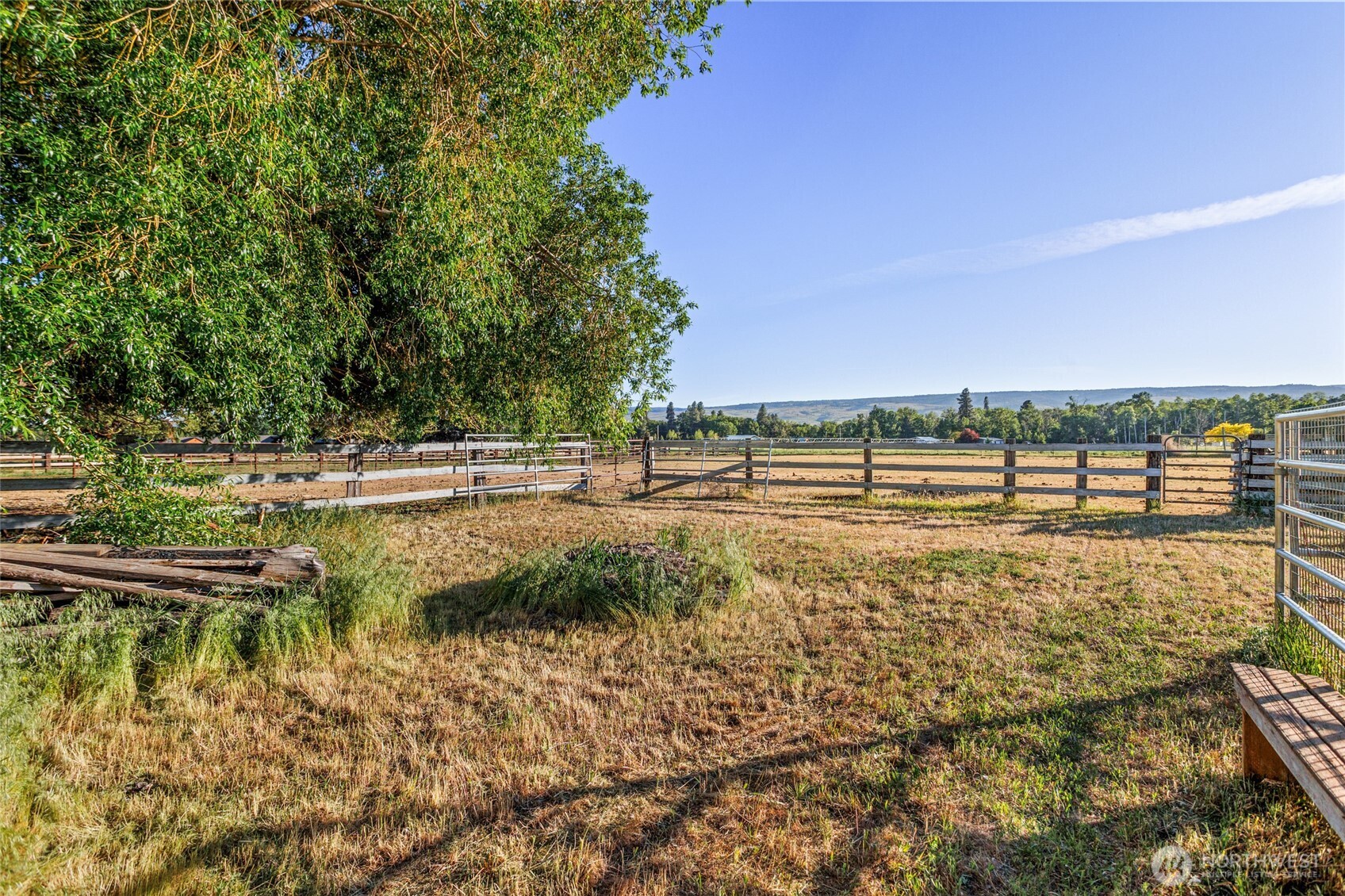12290 Washington Highway 10 , Ellensburg, WA 98926