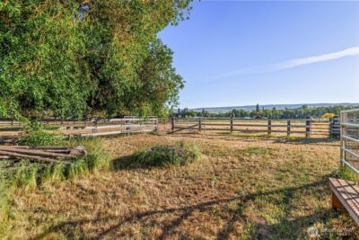 12290 Washington Highway 10 , Ellensburg, WA 98926 - Photo 28