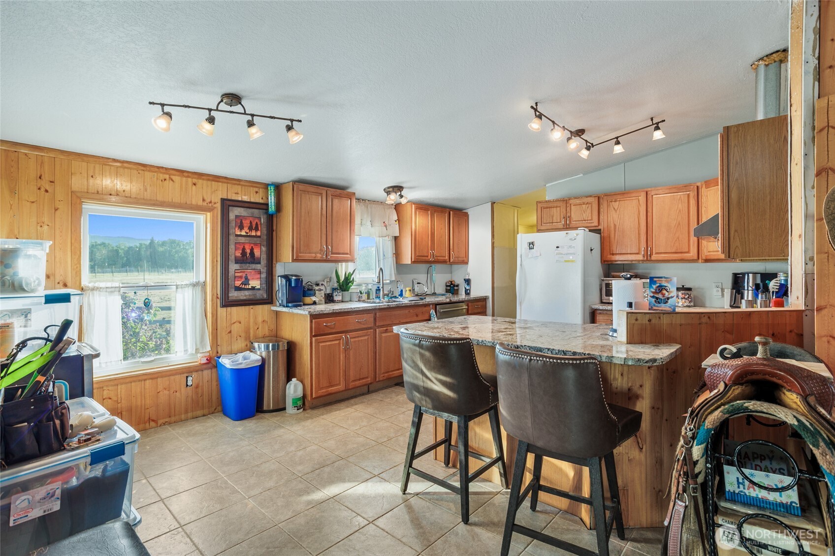 12290 Washington Highway 10 , Ellensburg, WA 98926