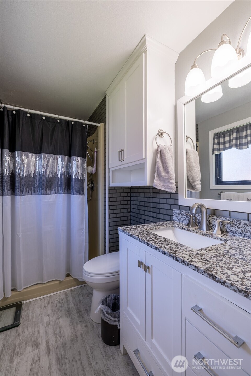 137 Sunnyside Drive , Centralia, WA 98531