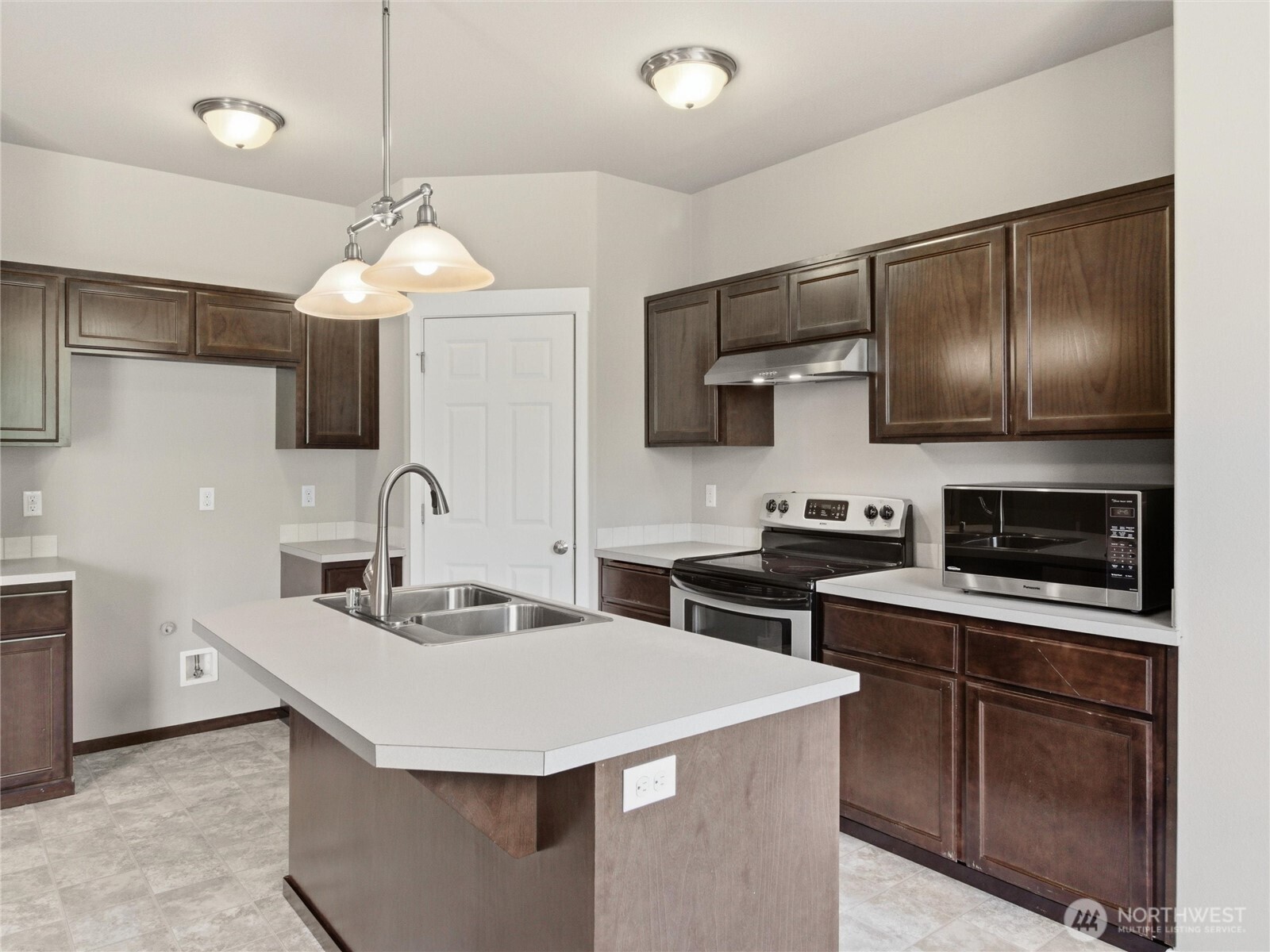 771 T Street SE, Tumwater, WA 98501