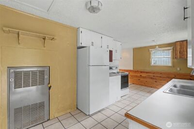 4435 Black Lake Blvd SW, Olympia, WA 98512 - Photo 3