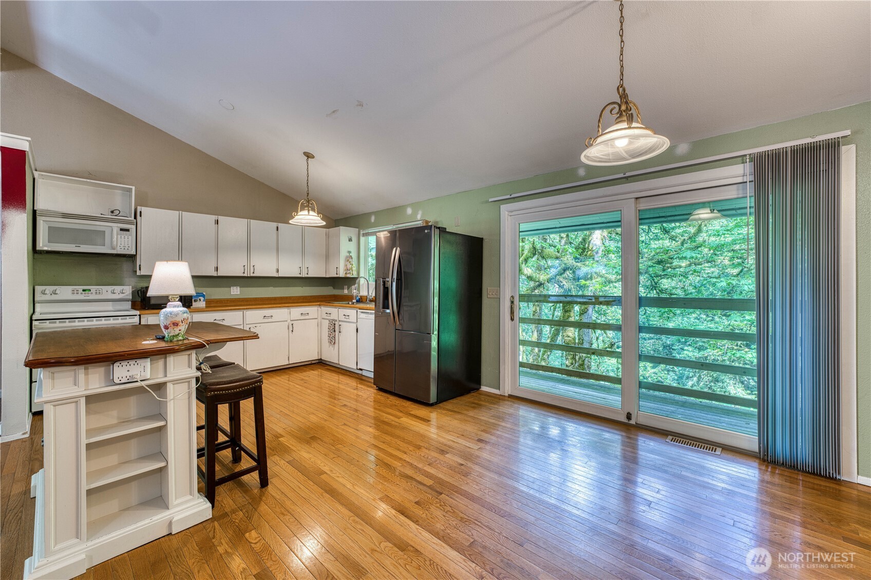 7924 Ohana Place NE, Bremerton, WA 98311-9414