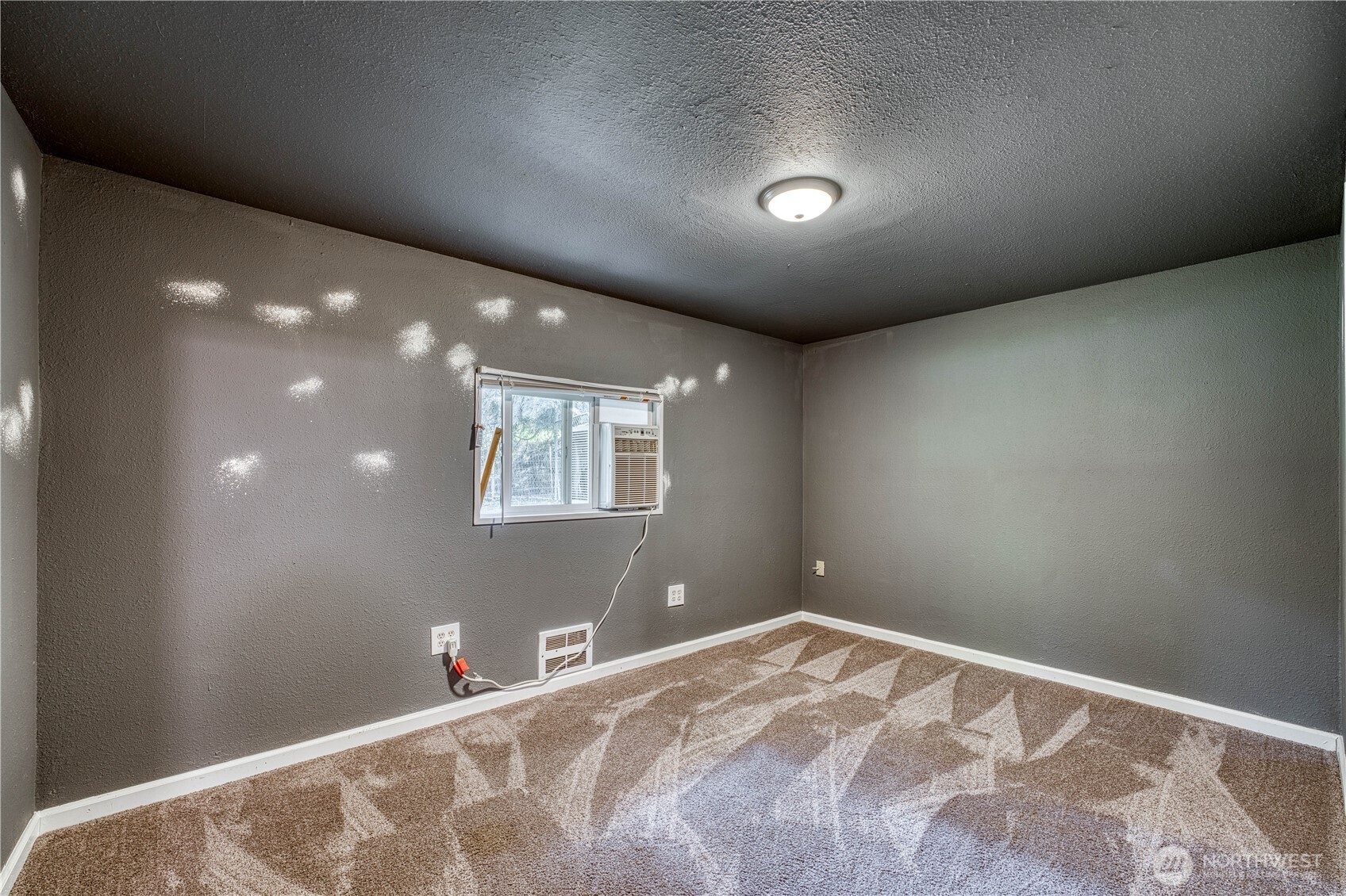 7924 Ohana Place NE, Bremerton, WA 98311-9414