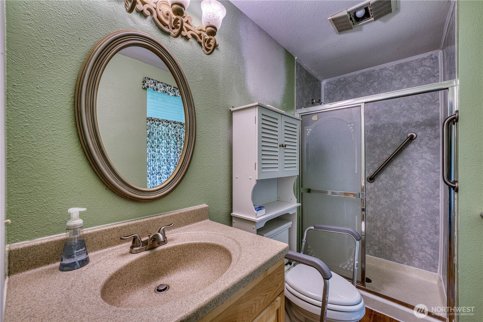 7924 Ohana Place NE, Bremerton, WA 98311-9414