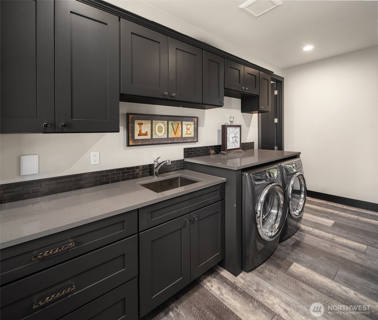 351 Steam Gin Loop , Cle Elum, WA 98922