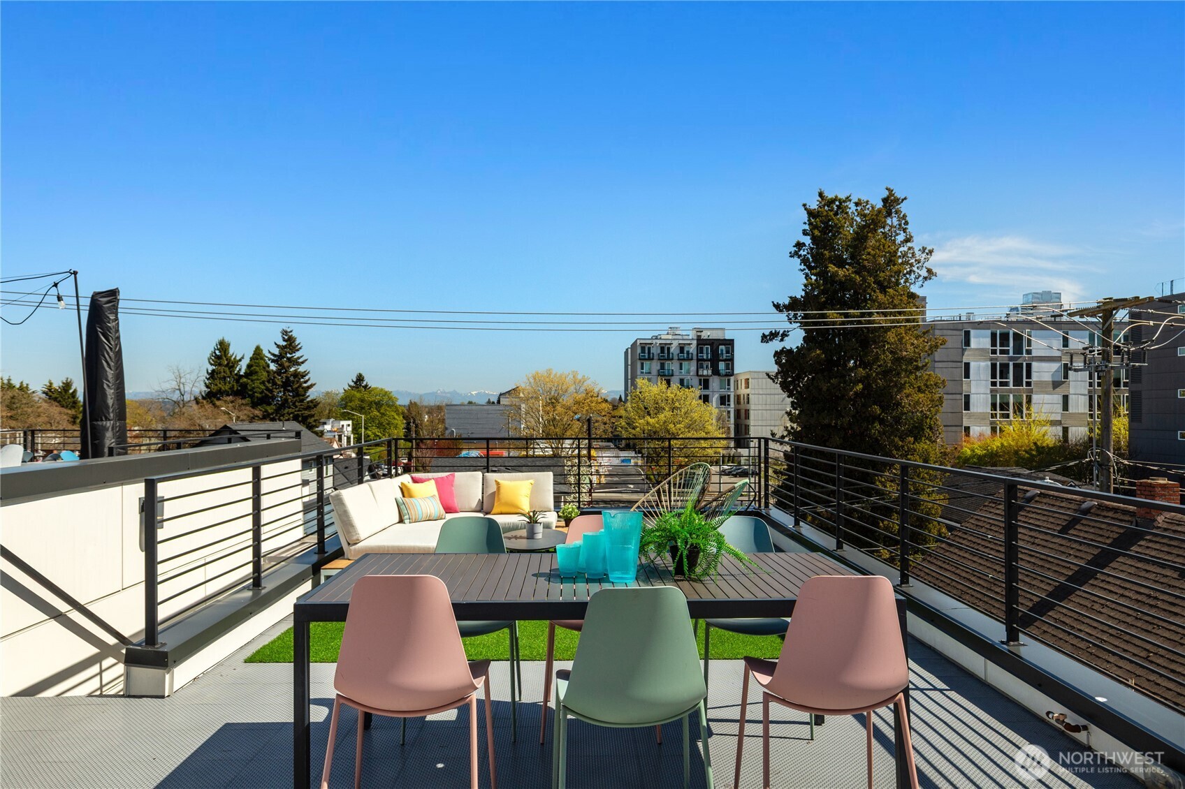 1431 22nd Avenue , Seattle, WA 98122