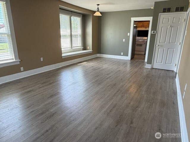 6722 S J Street , Tacoma, WA 98408