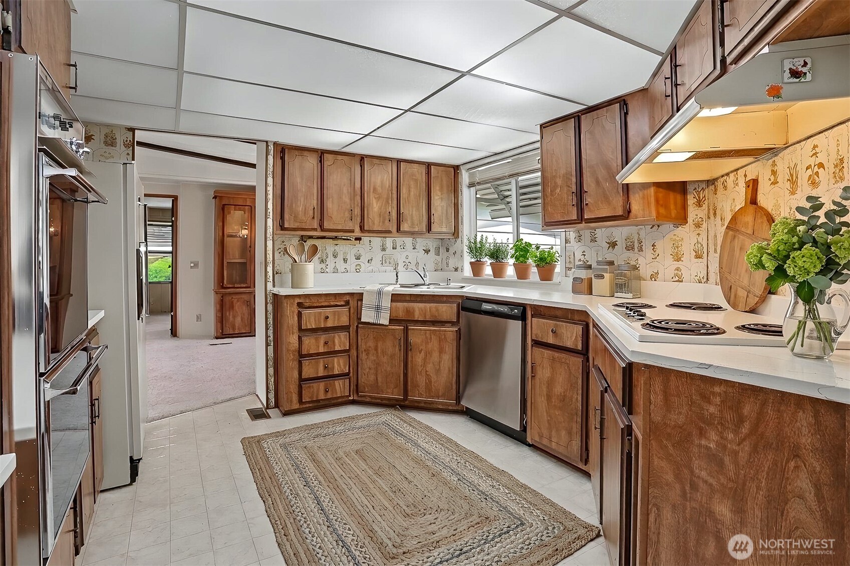 23809 Lake Drive E, Bothell, WA 98021