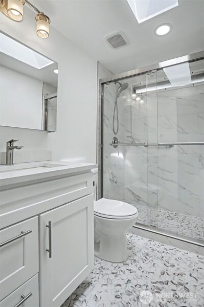 23809 Lake Drive E, Bothell, WA 98021 - Photo 21