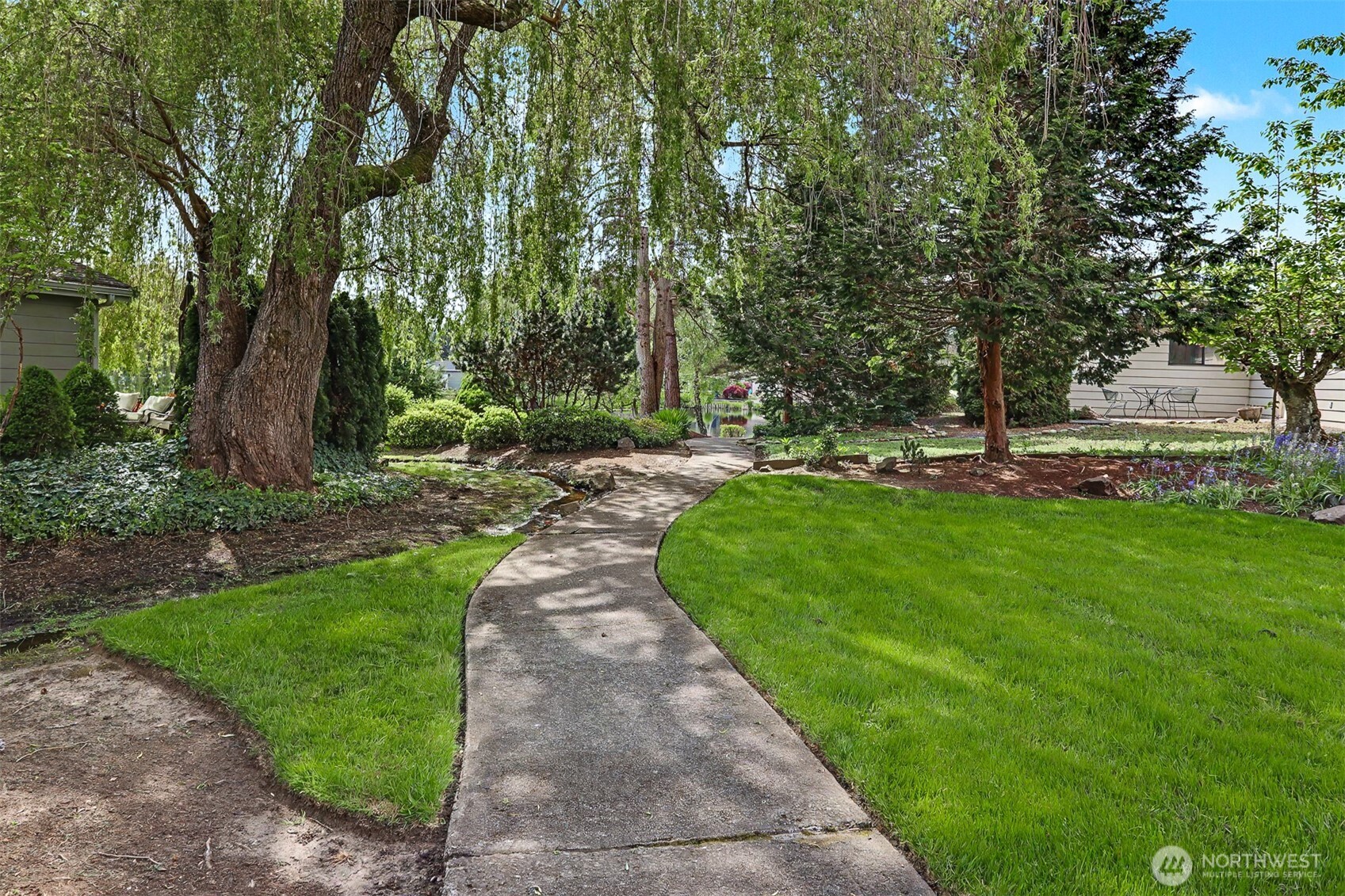 23809 Lake Drive E, Bothell, WA 98021