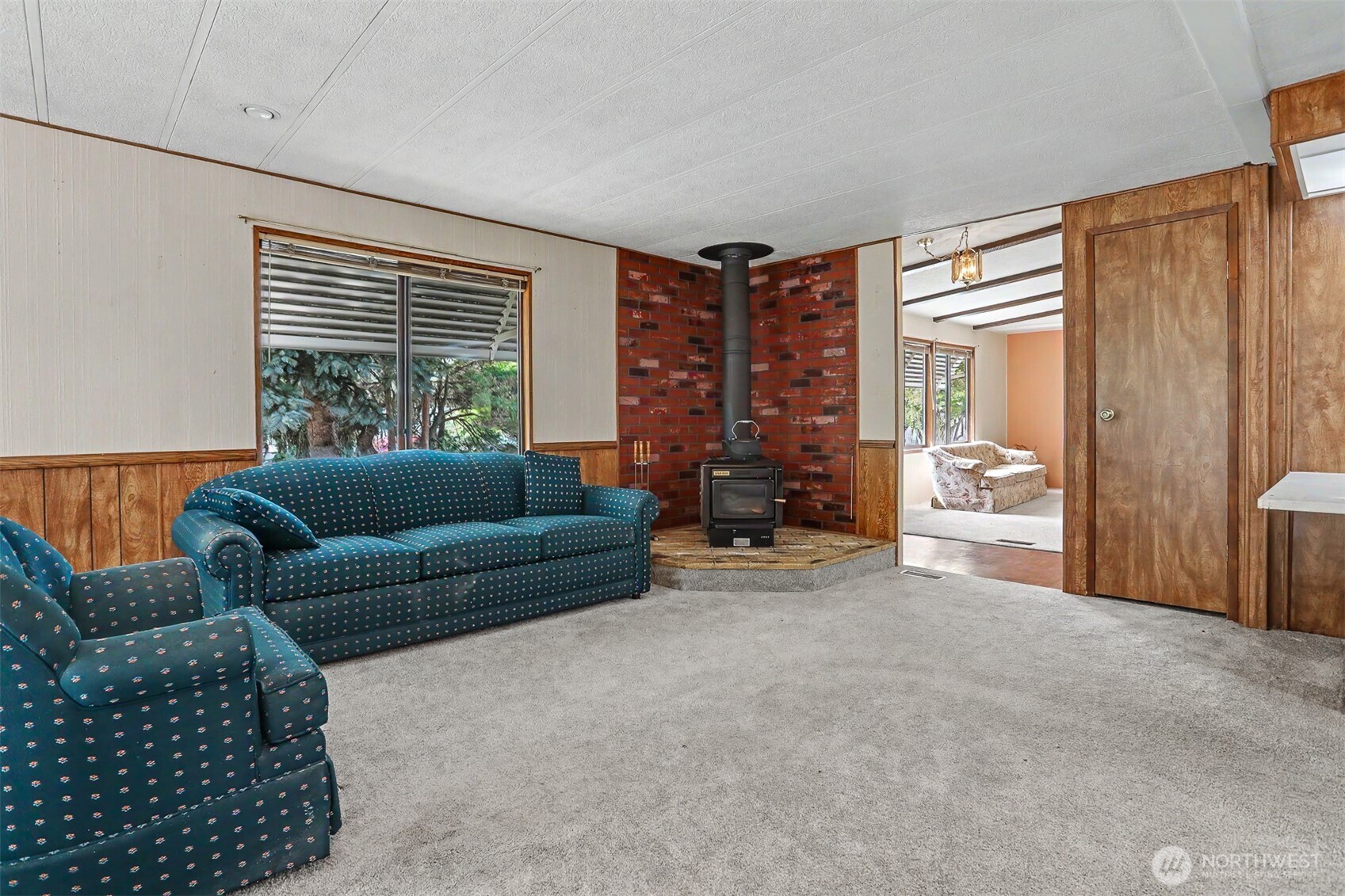 23809 Lake Drive E, Bothell, WA 98021