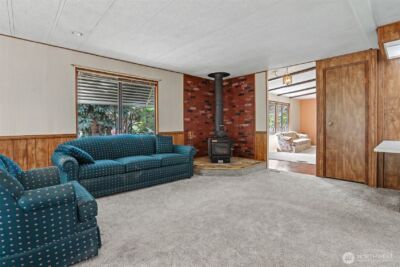 23809 Lake Drive E, Bothell, WA 98021 - Photo 5
