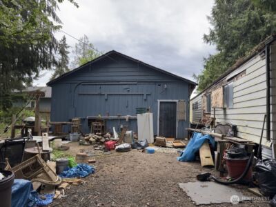 19102 Division Avenue NE, Suquamish, WA 98392 - Photo 2