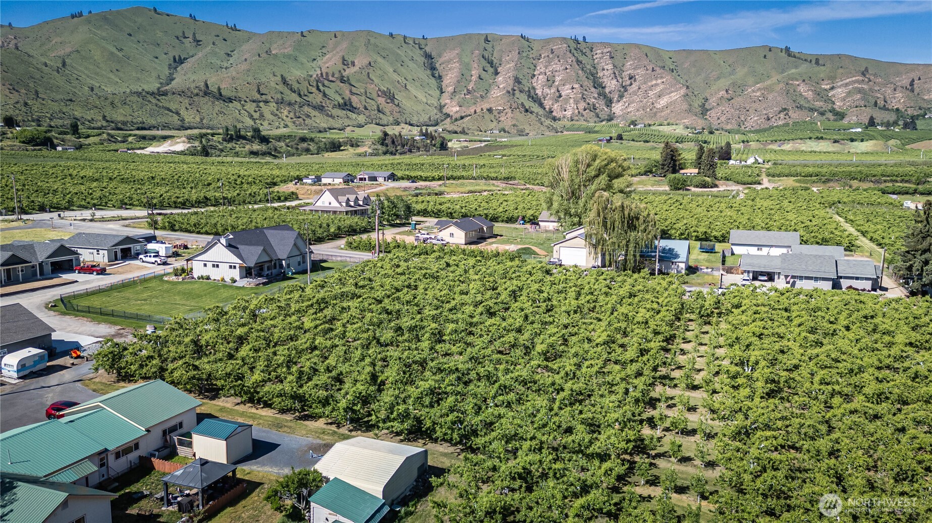 3925 Strutzel Road , Monitor, WA 98836
