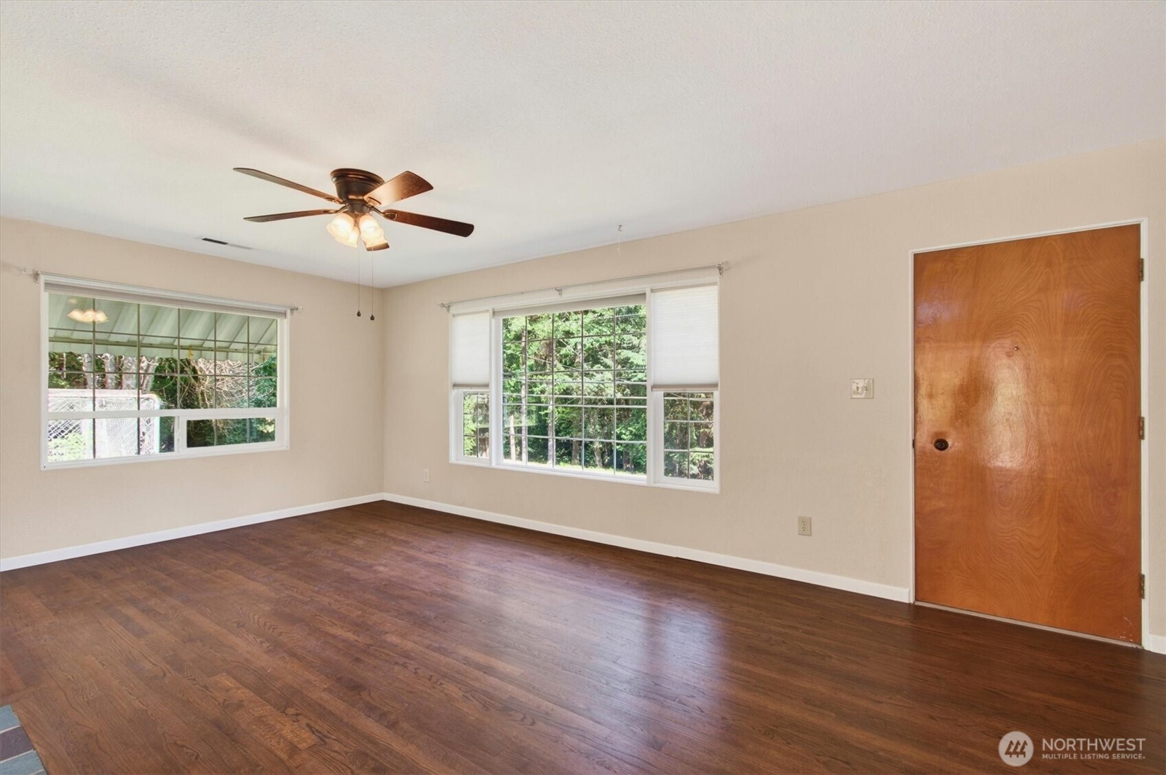 914 Coal Creek Road , Longview, WA 98632
