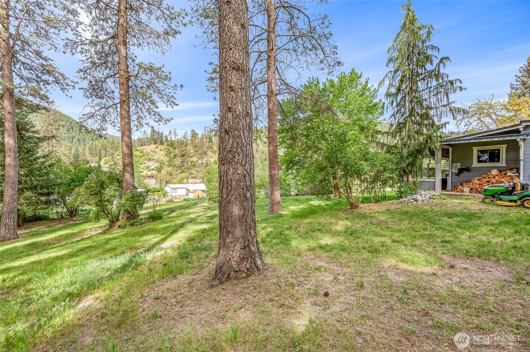 12502 Chumstick Highway , Leavenworth, WA 98826