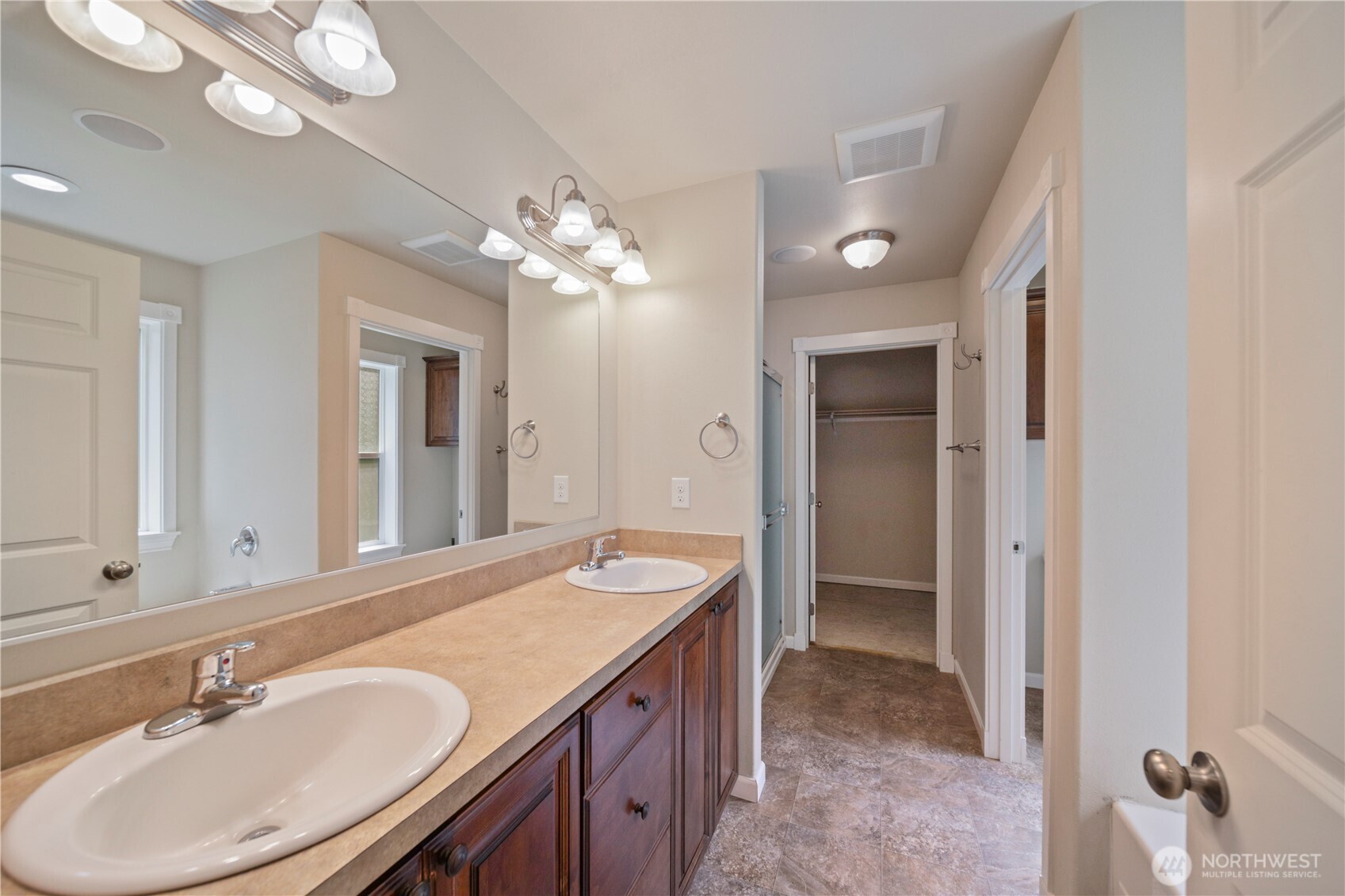 3328 104th Avenue SW, Olympia, WA 98512