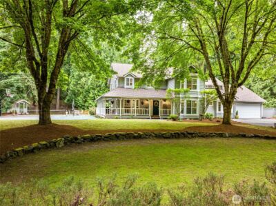 703 245th Place NE, Sammamish, WA 98074-3413 - Photo 2