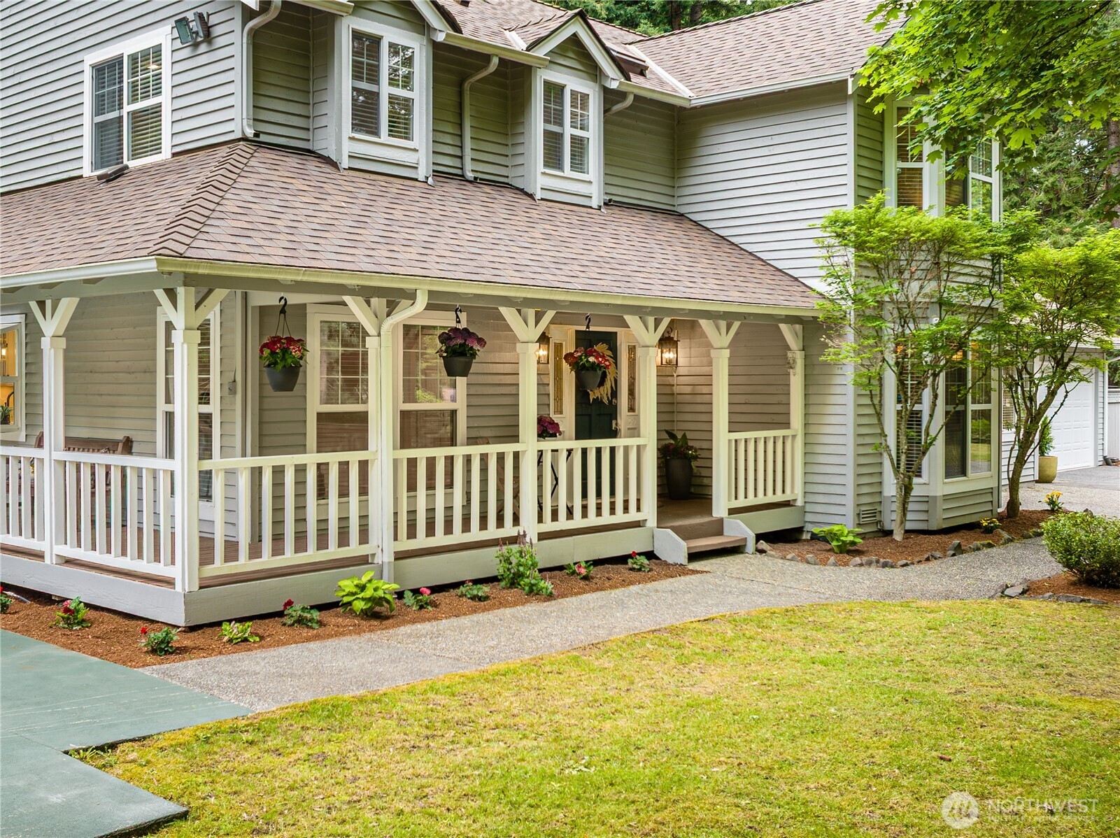 703 245th Place NE, Sammamish, WA 98074-3413