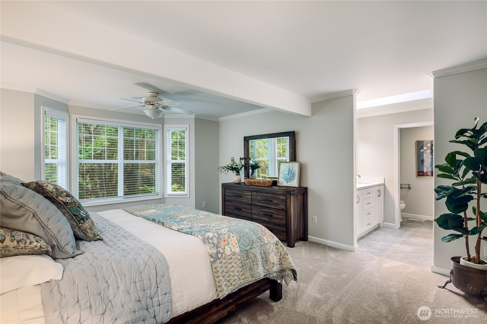 703 245th Place NE, Sammamish, WA 98074-3413