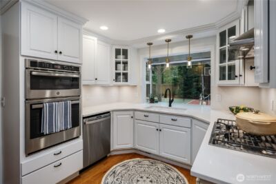 703 245th Place NE, Sammamish, WA 98074-3413 - Photo 10