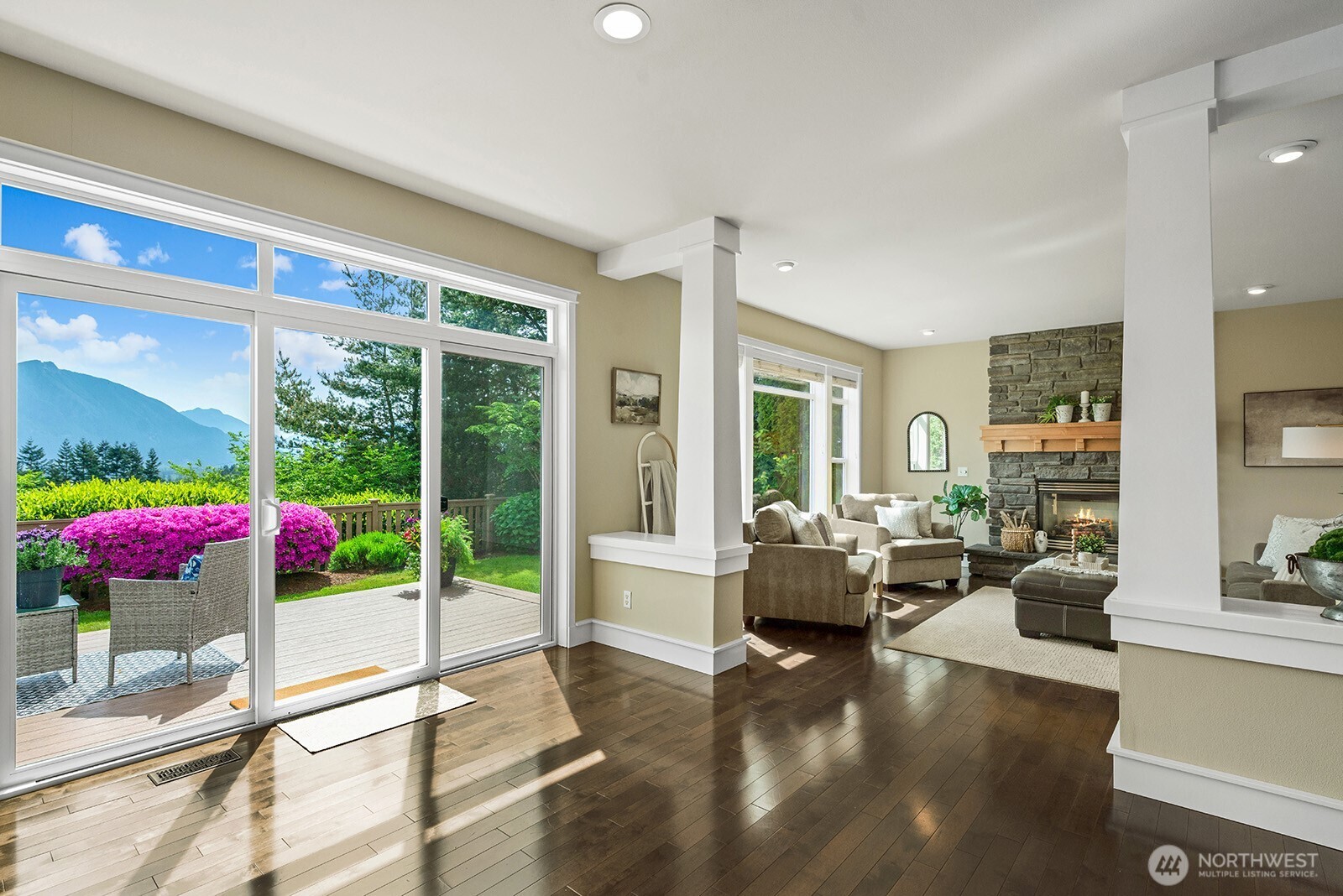 7602 Huckleberry Way SE, Snoqualmie, WA 98065