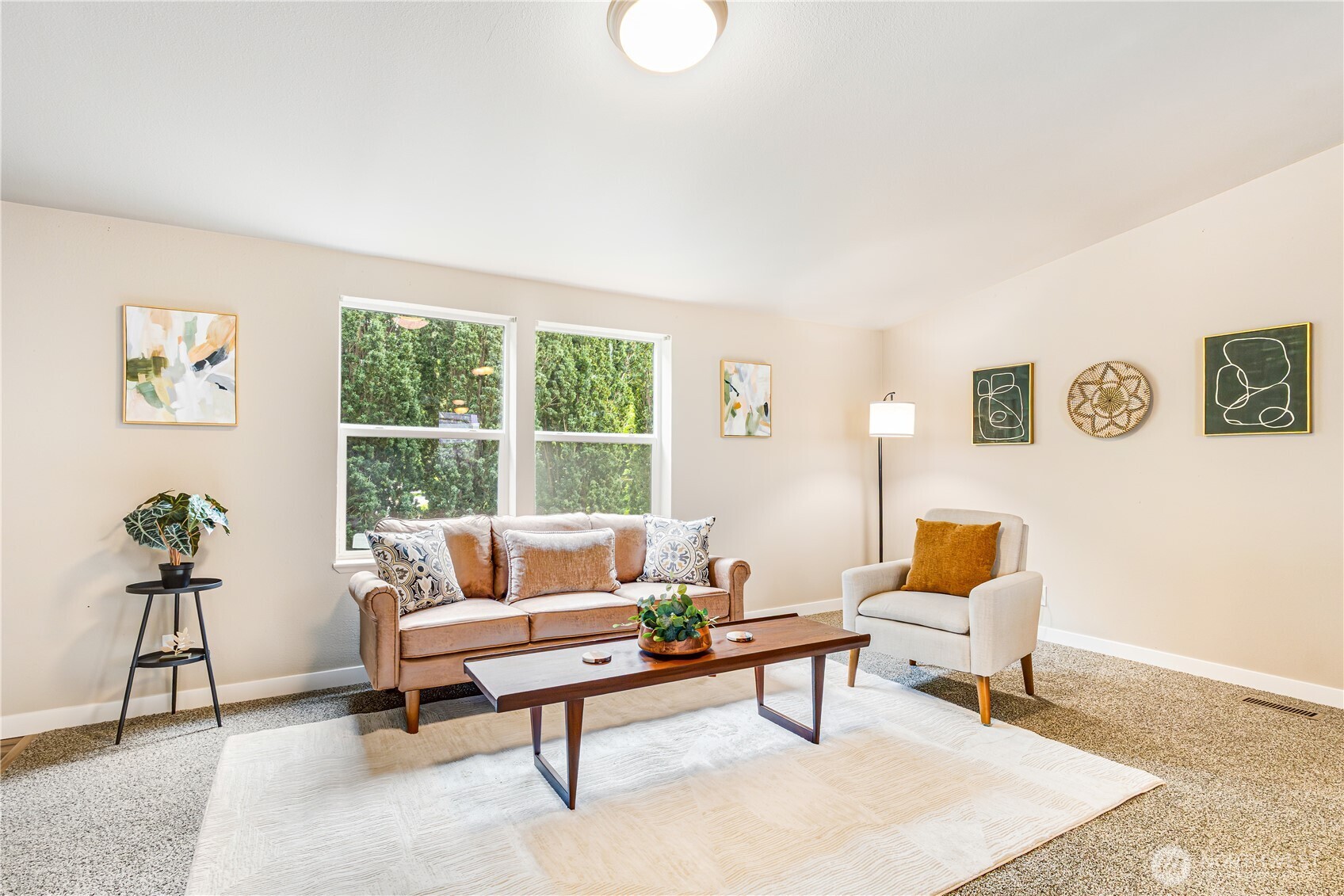 932 Price Road , Bremerton, WA 98312