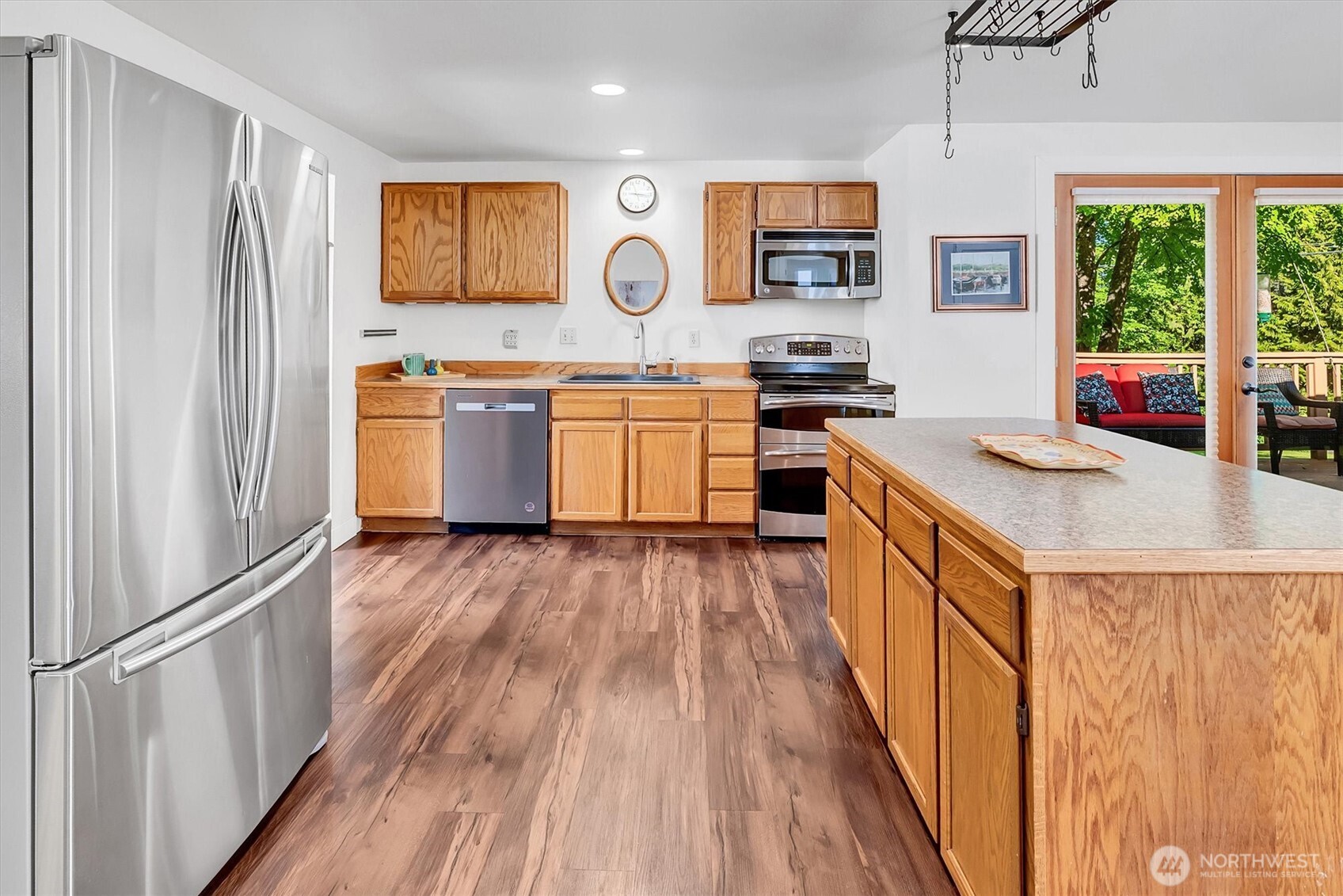 26708 NE Cherry Street , Duvall, WA 98019-8427