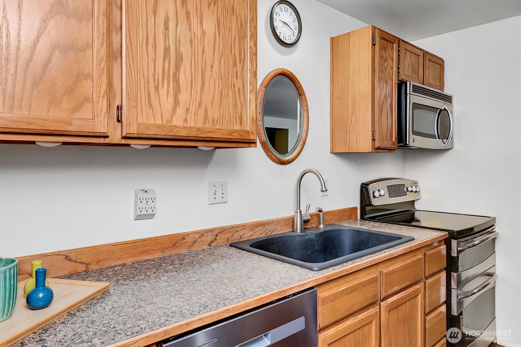 26708 NE Cherry Street , Duvall, WA 98019-8427