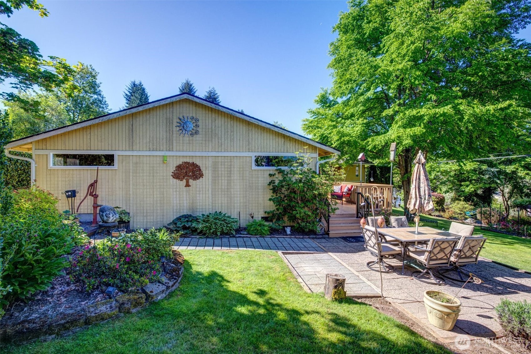 26708 NE Cherry Street , Duvall, WA 98019-8427