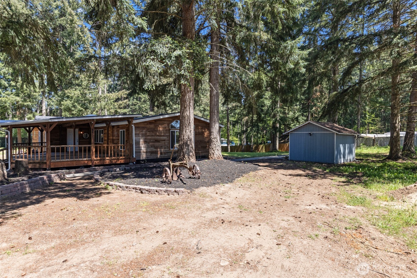 35105 34th Avenue E, Eatonville, WA 98328