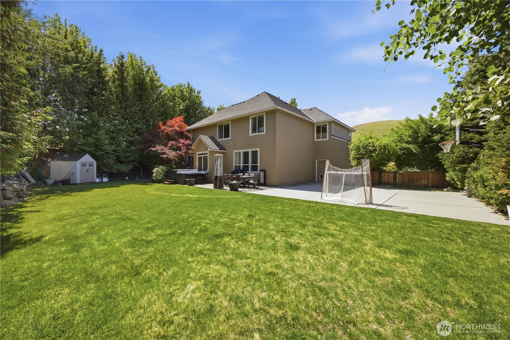 2067 Maiden Lane , Wenatchee, WA 98801