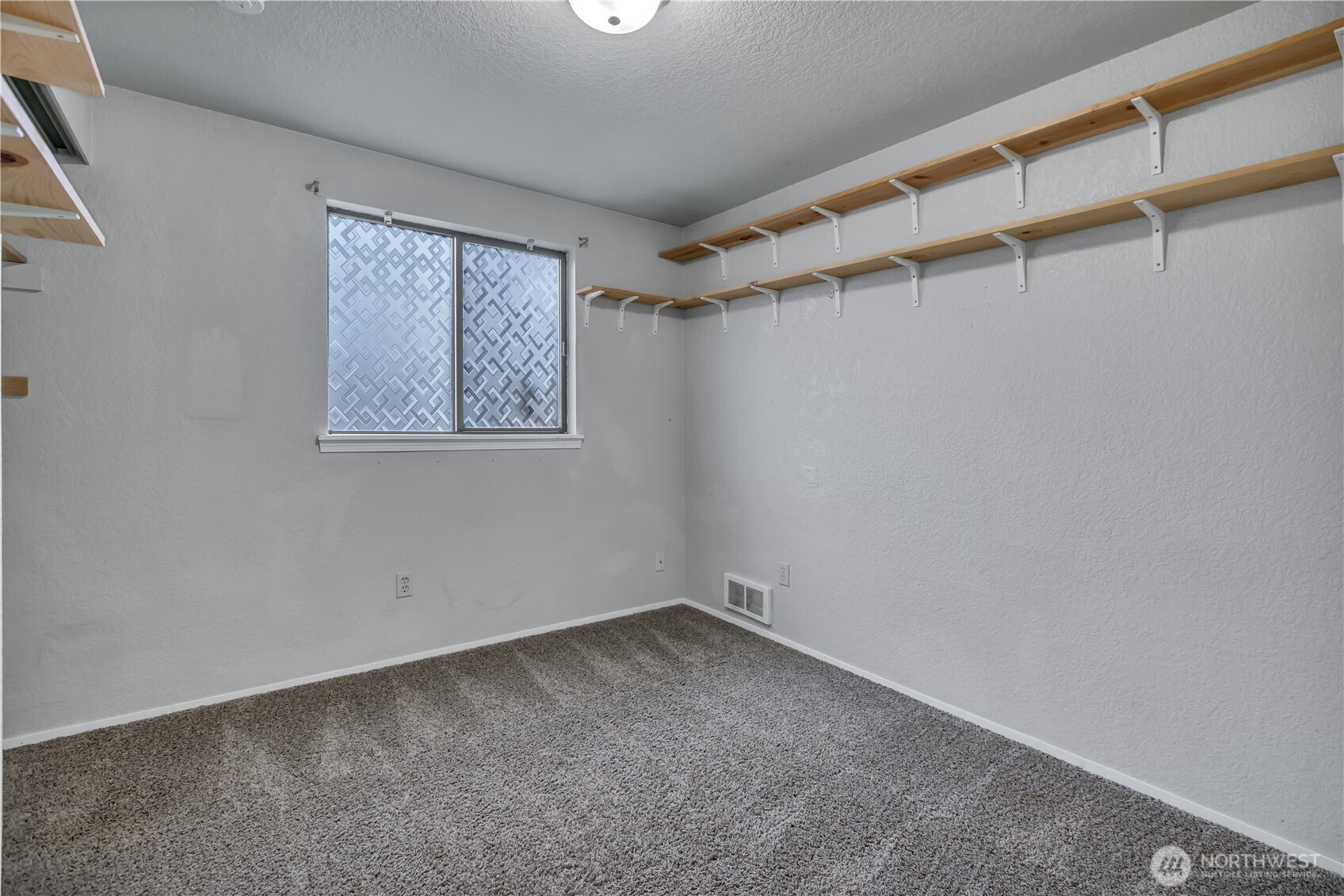 1705 S 88th Street , Tacoma, WA 98444