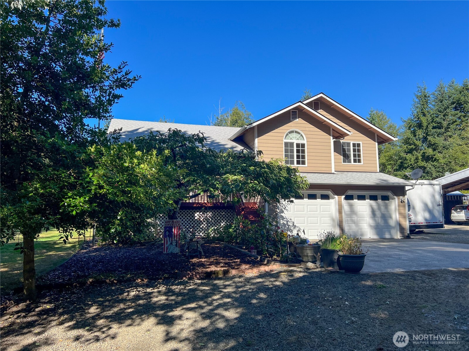 593 Prospect Avenue , Port Townsend, WA 98368