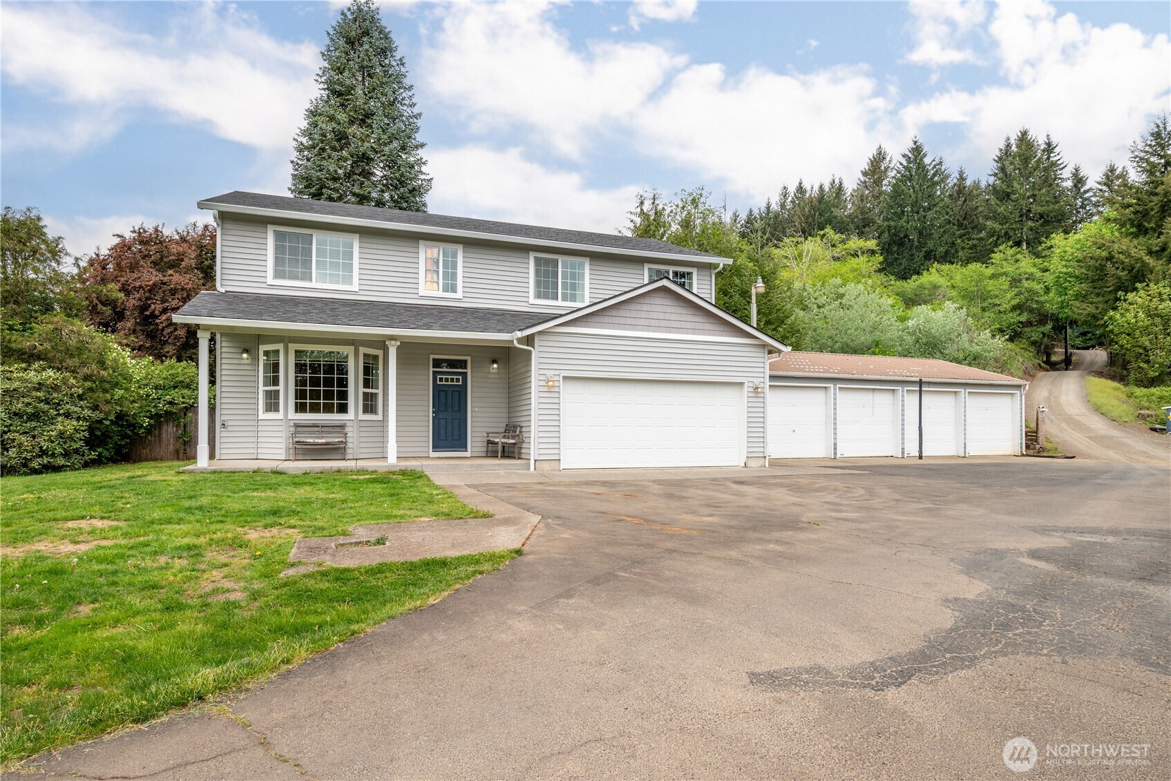 2208 Coal Creek Road , Longview, WA 98632