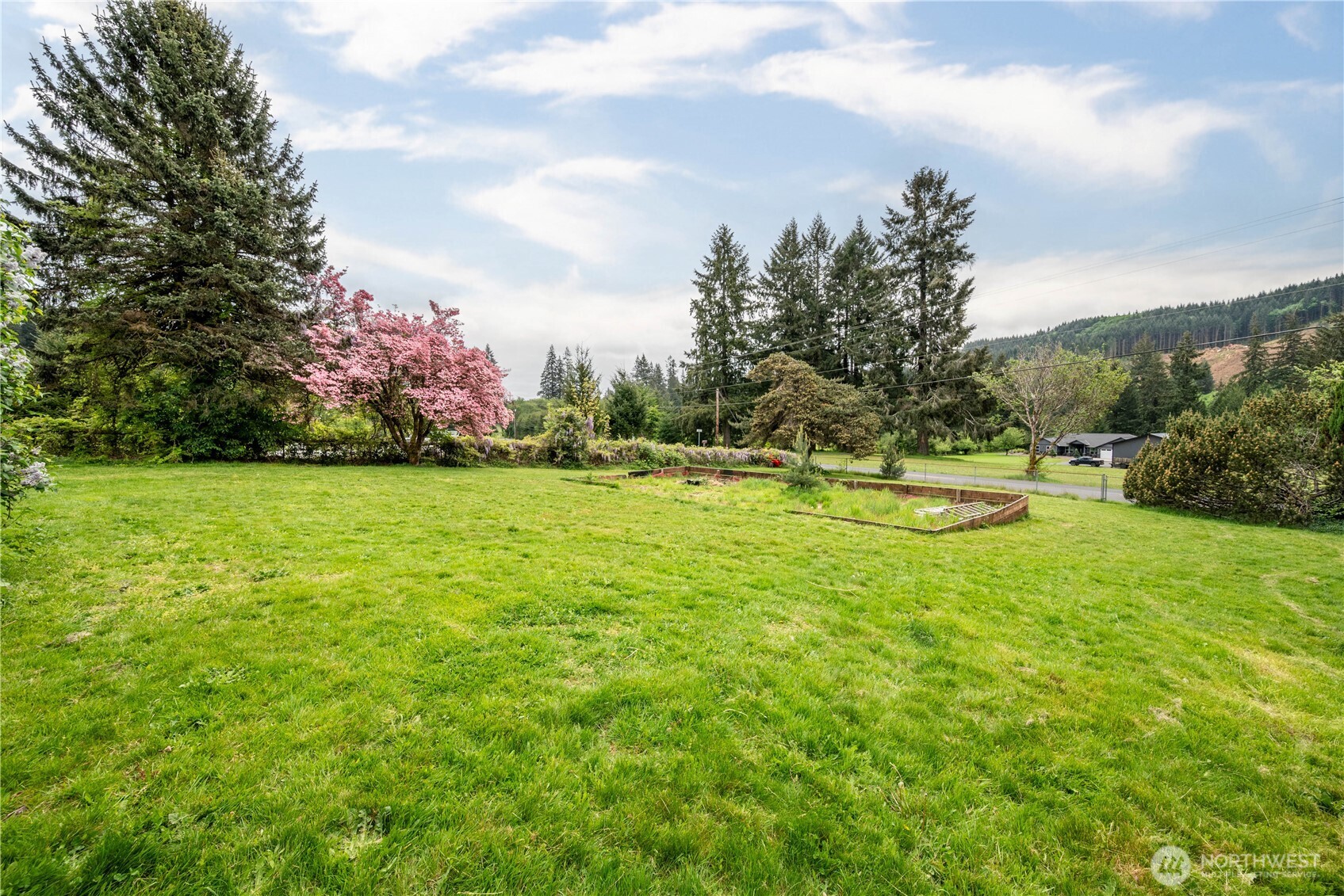 2208 Coal Creek Road , Longview, WA 98632