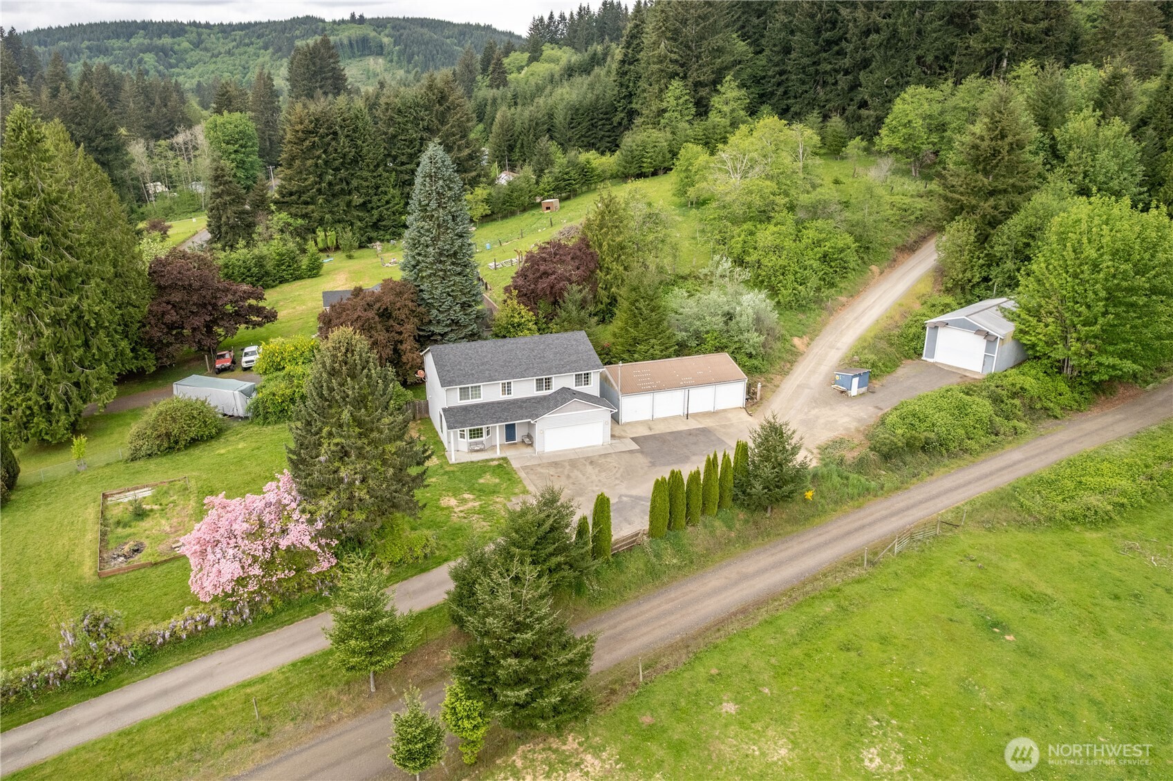 2208 Coal Creek Road , Longview, WA 98632
