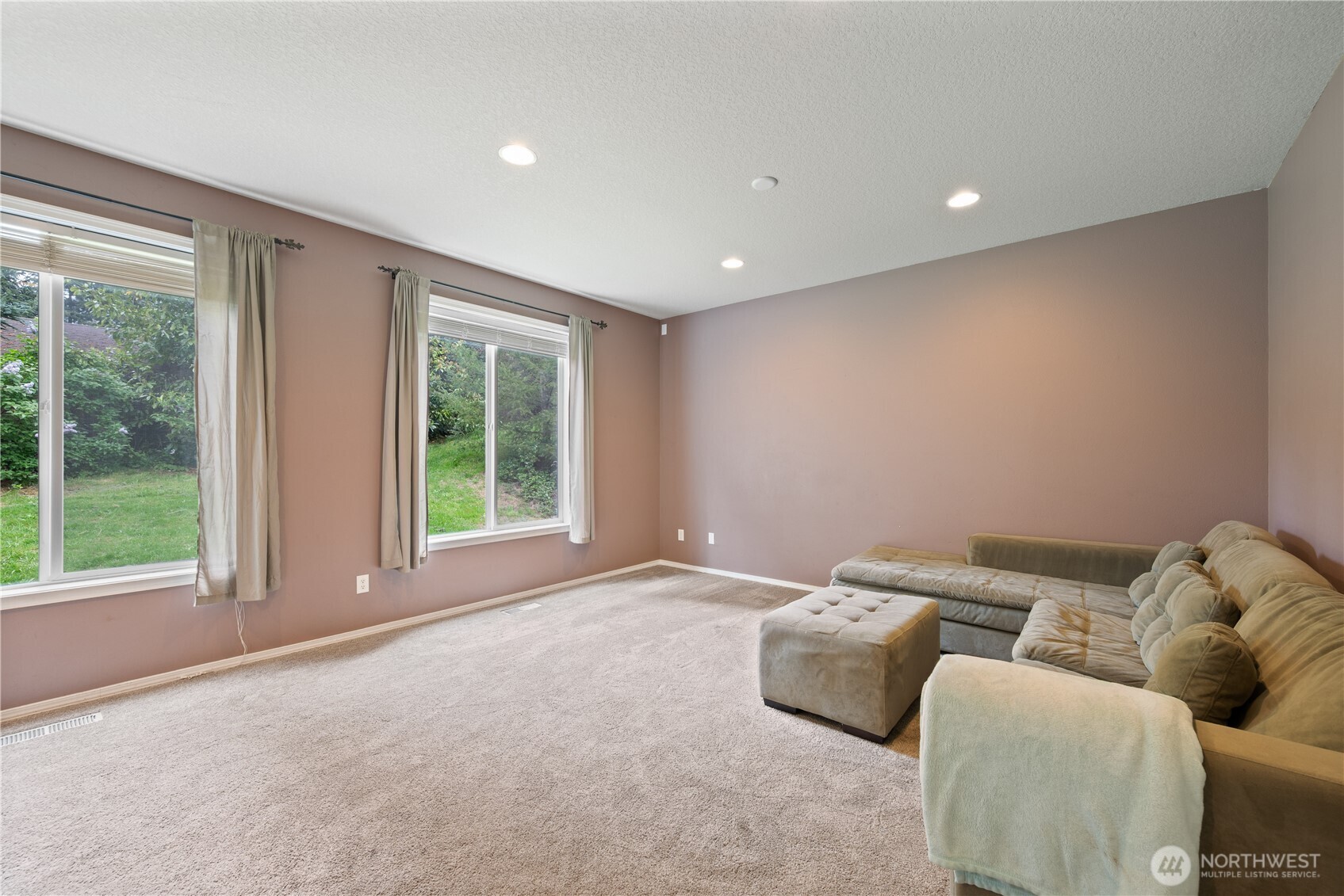 2208 Coal Creek Road , Longview, WA 98632