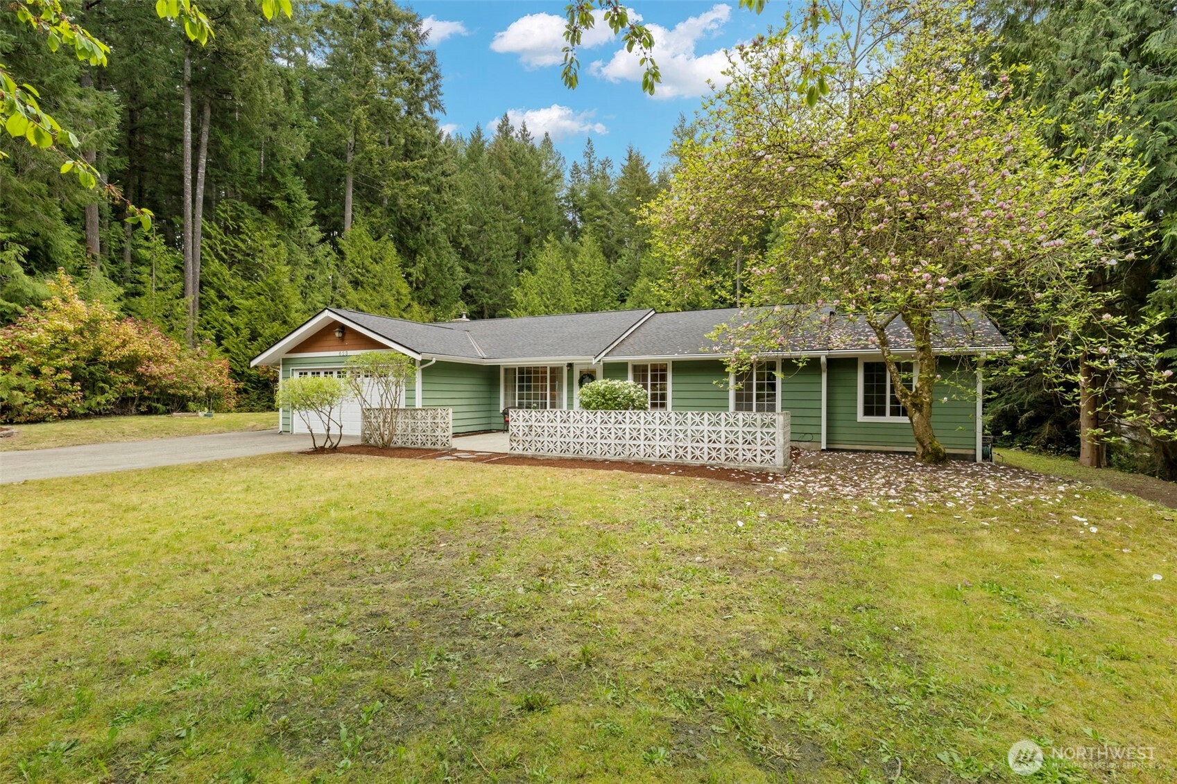 623 Foster Lane NE, Bremerton, WA 98311