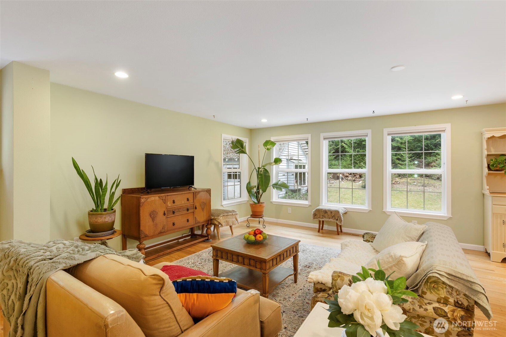 623 Foster Lane NE, Bremerton, WA 98311
