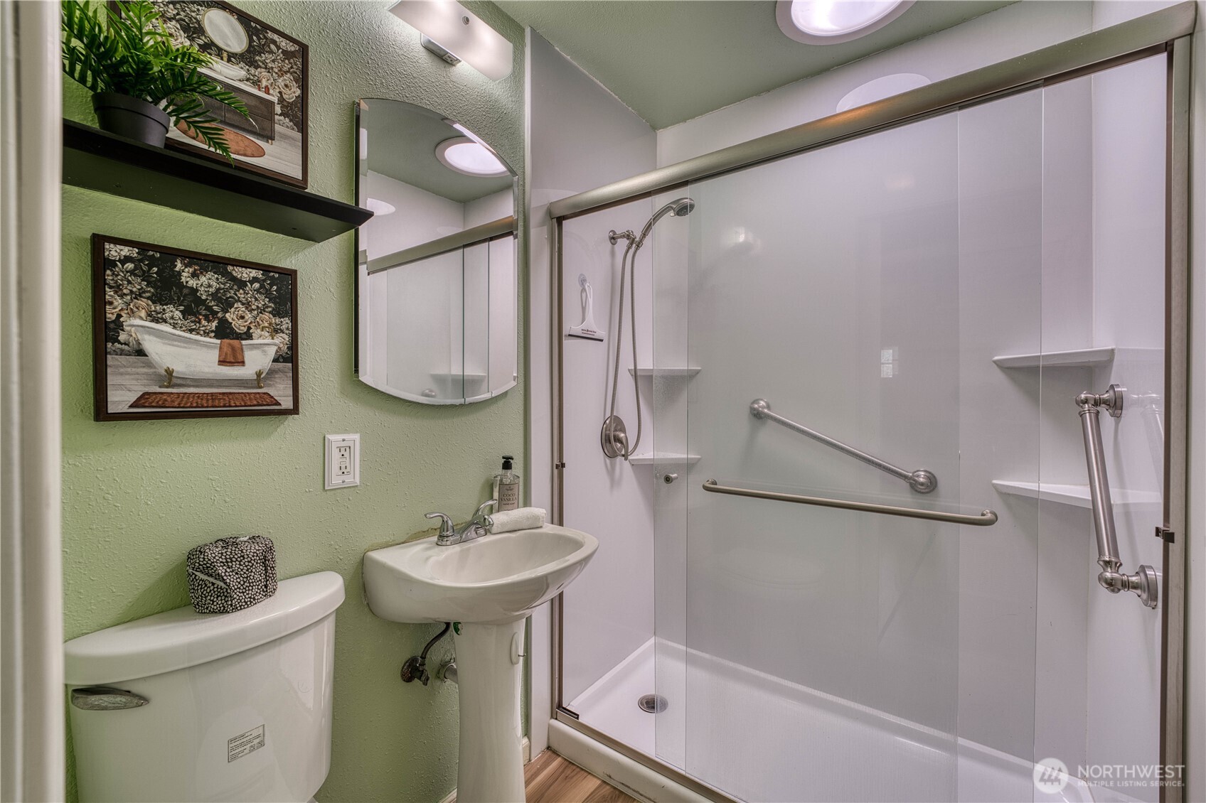 3822 Petersville Road NE, Bremerton, WA 98310
