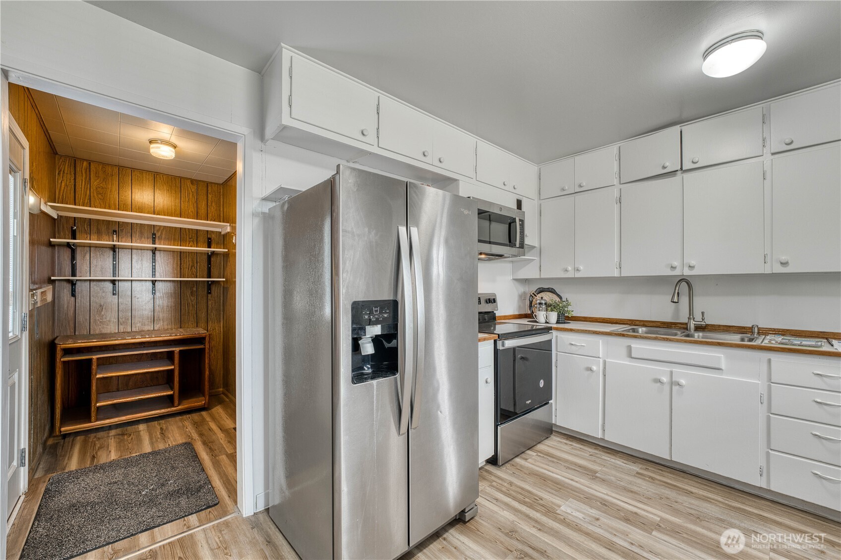 3822 Petersville Road NE, Bremerton, WA 98310