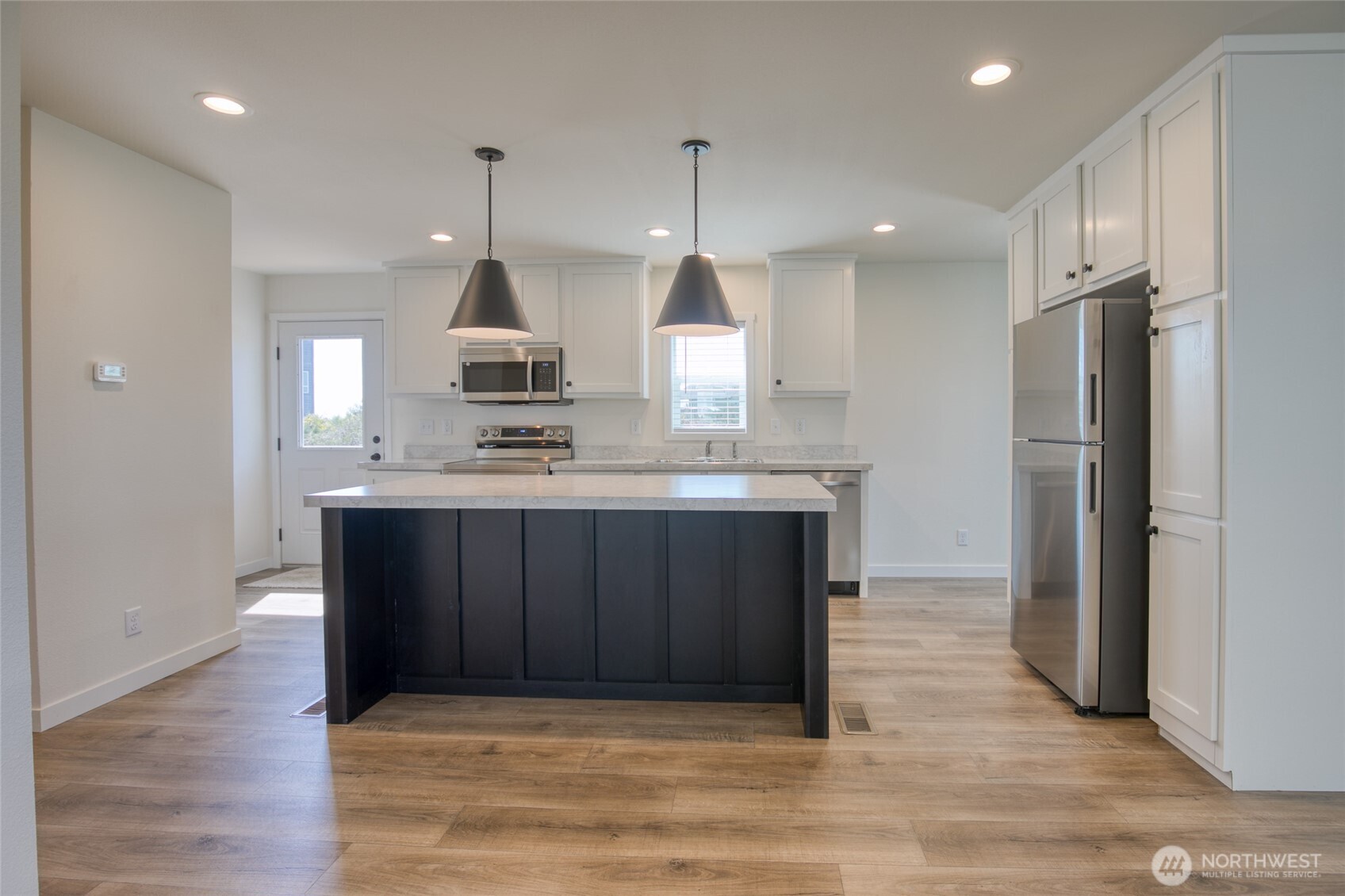 1414 Storm King Avenue SW, Ocean Shores, WA 98569