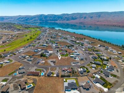711 Sunset Boulevard SW, Mattawa, WA 99349