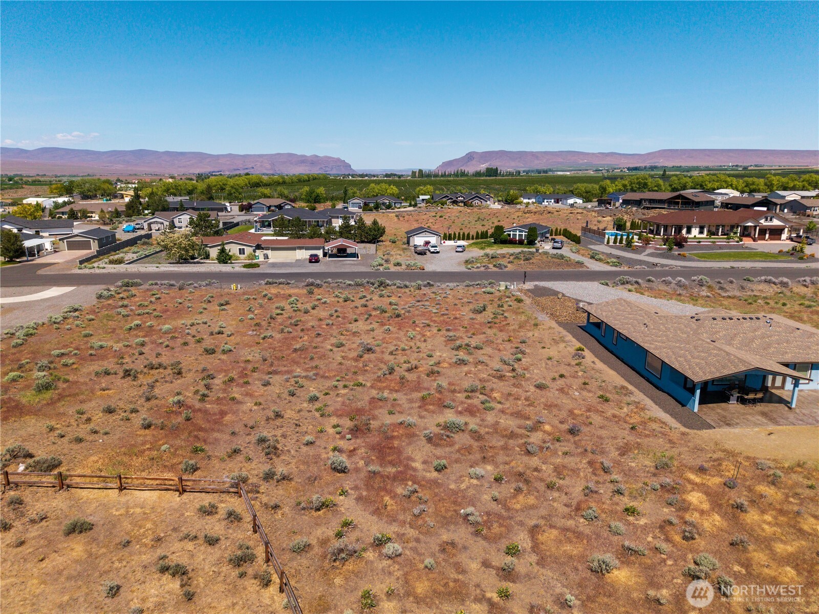 711 Sunset Boulevard SW, Mattawa, WA 99349